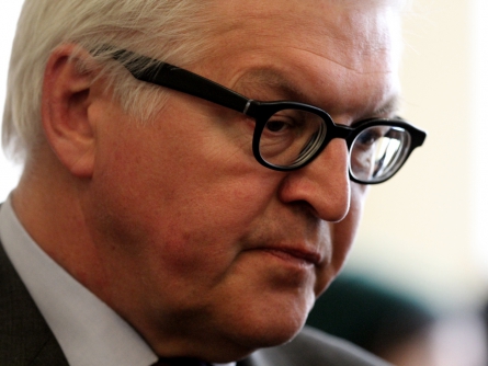 Steinmeier nach Germanwings-Absturz in Frankreich bestürzt