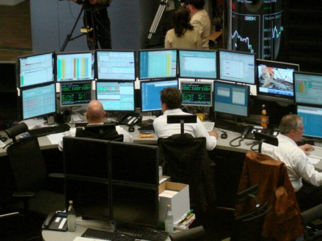 DAX am Mittag unter 10.000 Punkte