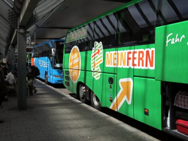 Fernbus-Boom hält an: 16 Millionen Fahrgäste im Jahr 2014
