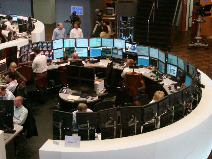 DAX legt zu - Wirtschaftsdaten aus den USA überraschen positiv