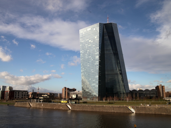 Staatsanleihen: Verfassungskläger kritisiert "Generalermächtigung" für EZB