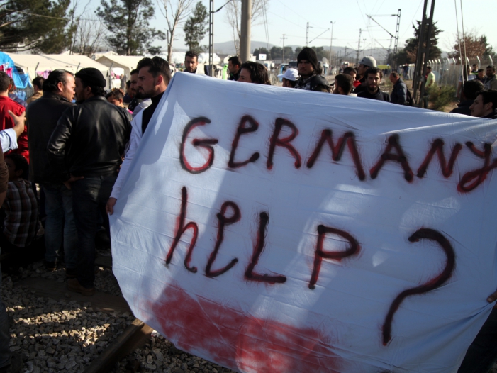 Politbarometer: Mehrheit hält Flüchtlingszahl für verkraftbar