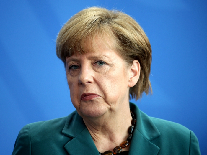 AfD-Chefin Petry: "Merkel stürzt sich selbst"