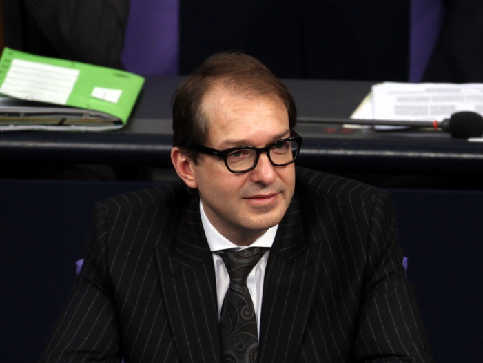 Dobrindt will Startups mit 100 Millionen Euro fördern Dobrindt will Startups mit 100 Millionen Euro fördern