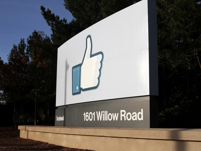 EU-Kommission verhängt Millionenstrafe gegen Facebook