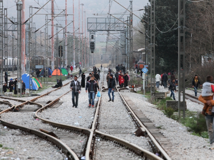 Flüchtlingskrise: Schäuble bekräftigt Lawinen-Vergleich