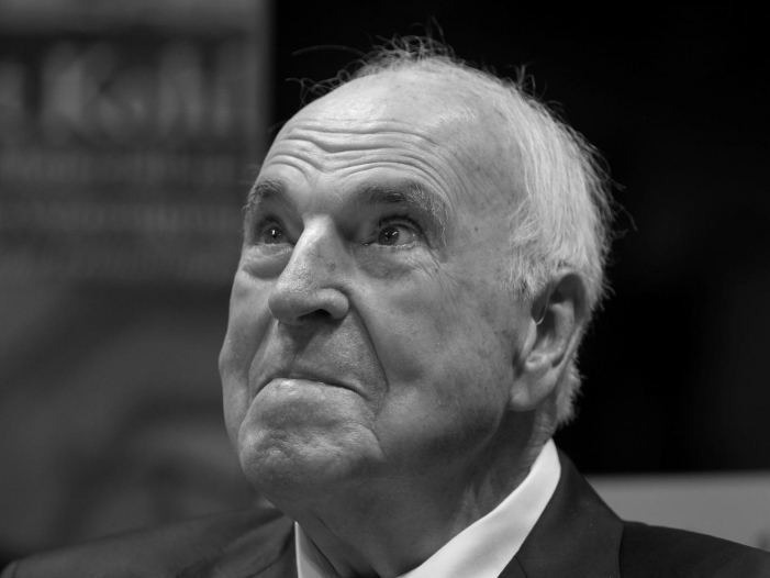 Tauber sieht Kohl als "zweiten großen Kanzler nach Adenauer"