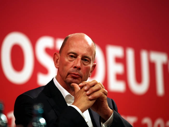 Tiefensee will Investitionen in Ostdeutschland