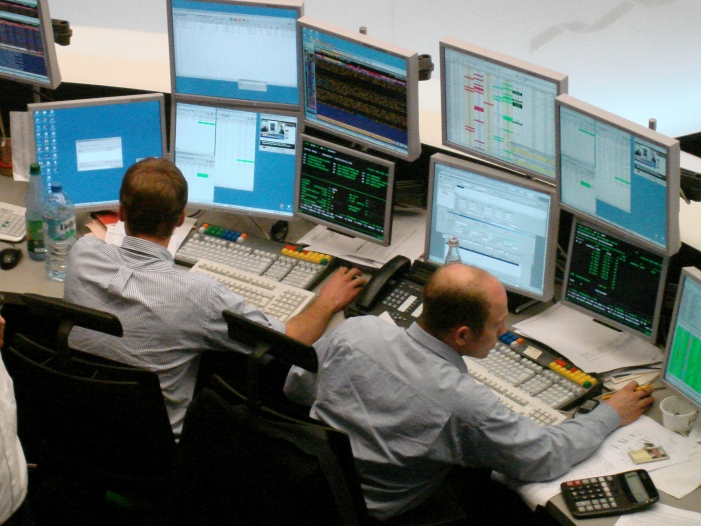 DAX leicht im Plus - Banken holen auf