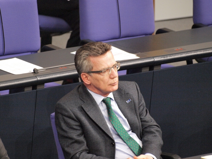 De Maizière: Derzeit rund 12.800 "Reichsbürger" in Deutschland