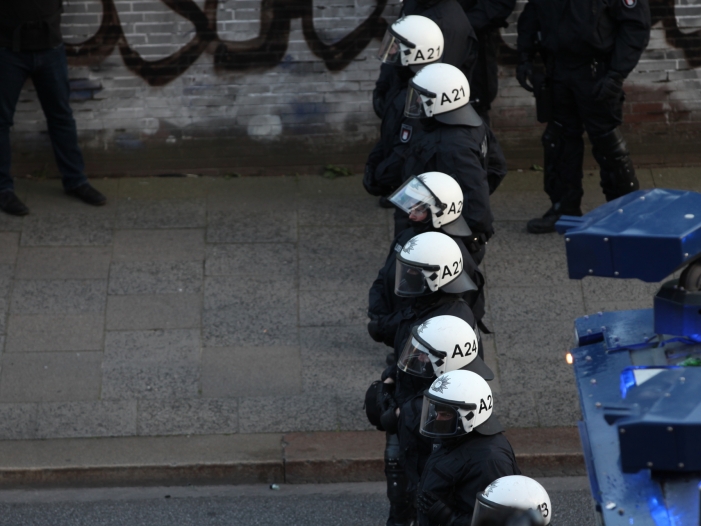 Strobl weist Kritik an G20-Einsatz der Polizei als "Gewäsch" zurück