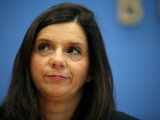 Göring-Eckardt verlangt Kompromiss beim Familiennachzug