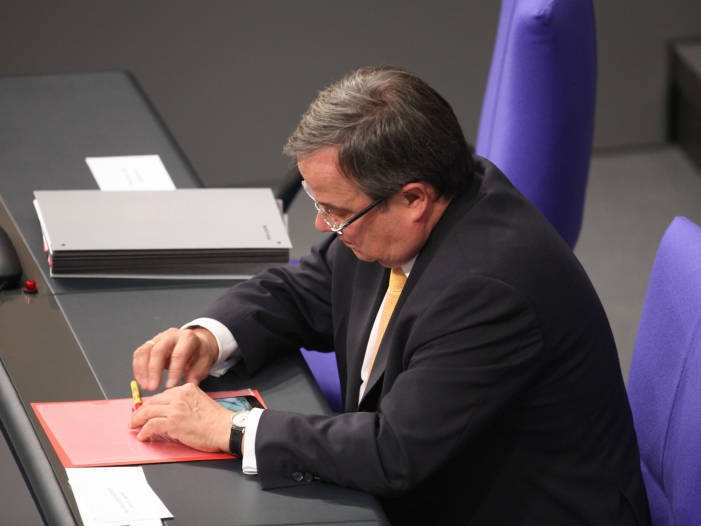 Laschet sieht "kulturellen Reiz" in Jamaika-Koalition