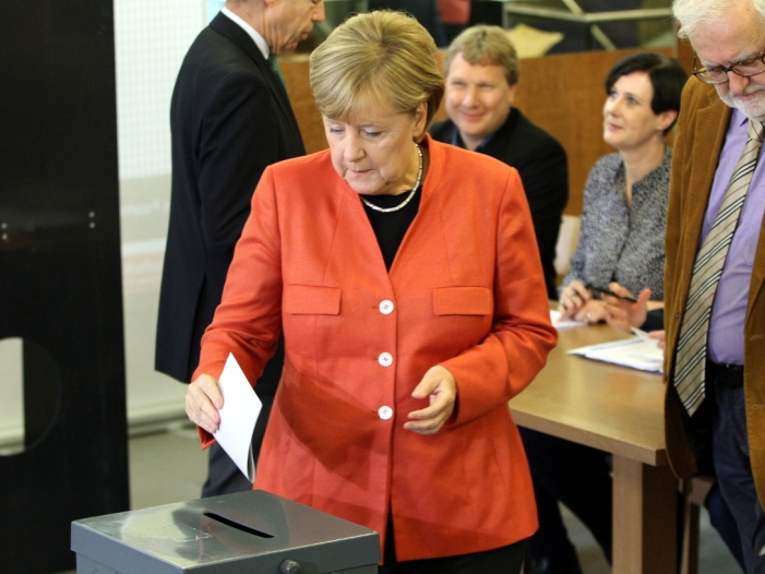 Merkel will Neuwahlen - und wieder antreten
