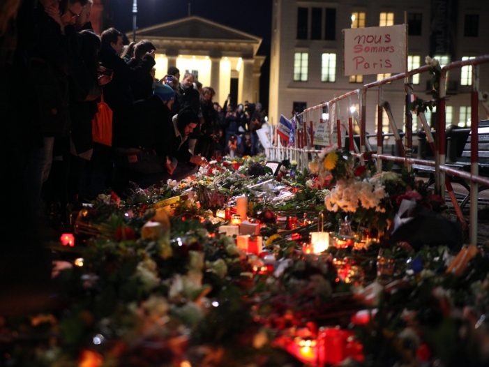 Paris-Anschläge: Hinweise auf möglichen Terrorhelfer in Deutschland