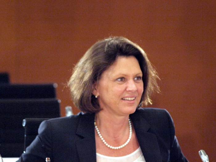 Aigner: "Viele haben Angst vor der Zukunft"