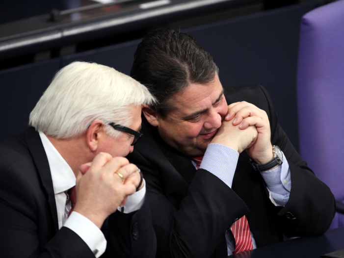 Steinmeier und Gabriel führen Politiker-Ranking an