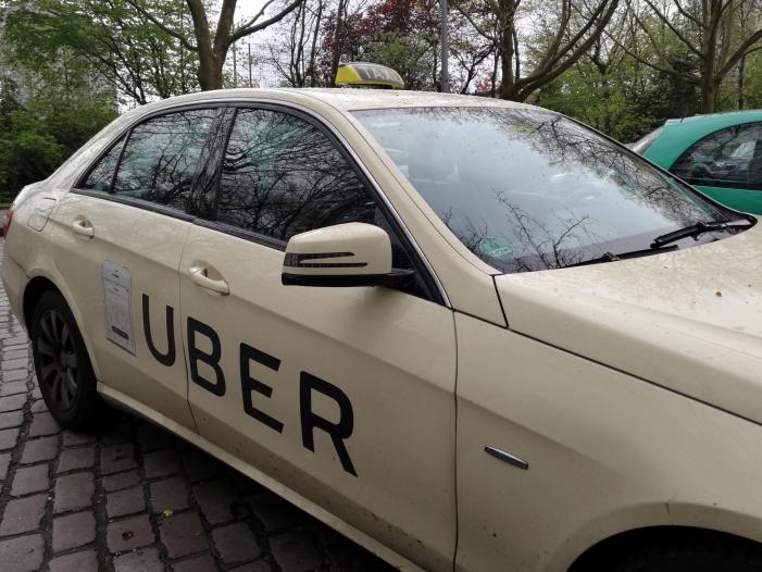 Uber beklagt Regeln in Deutschland als "zu streng"