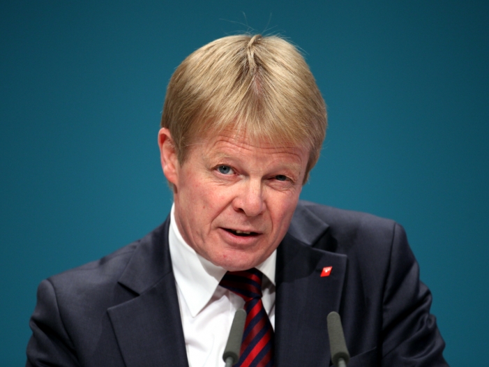 DGB-Chef Hoffmann will mehr Umverteilungspolitik von der SPD