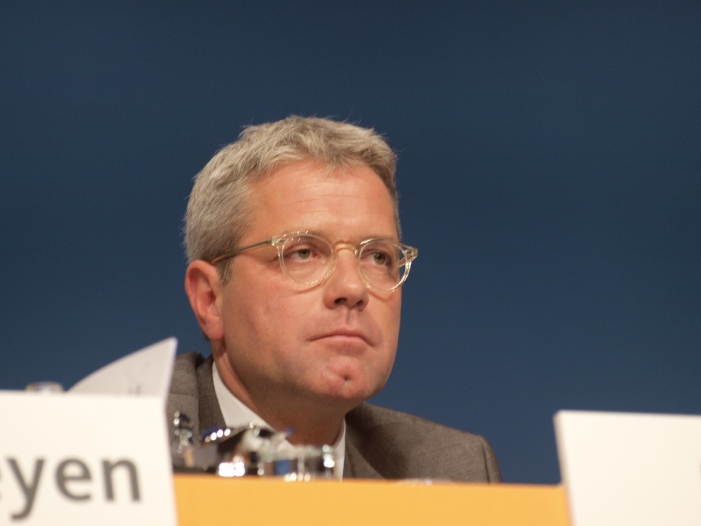 Röttgen: Meldeaufforderung an Auslandspolen bedauerlich Röttgen: Meldeaufforderung an Auslandspolen bedauerlich