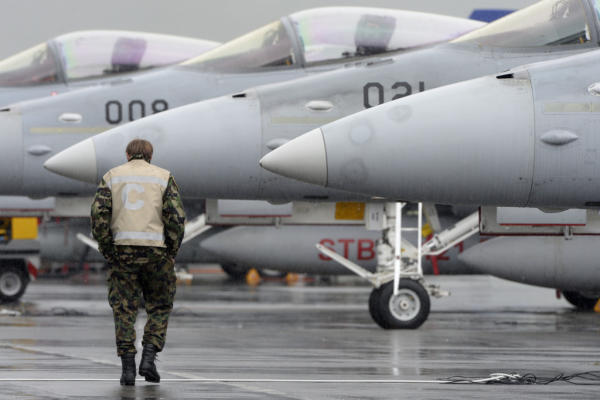 Bern: Kampfflugzeuge sollen vors Volk