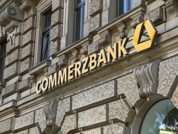 Commerzbank-Aufsichtsratschef sieht Bankfusionen skeptisch Commerzbank-Aufsichtsratschef sieht Bankfusionen skeptisch