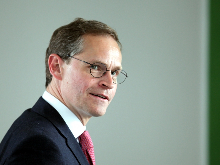 Berlins Regierender bricht mit Arbeitsmarktreform
