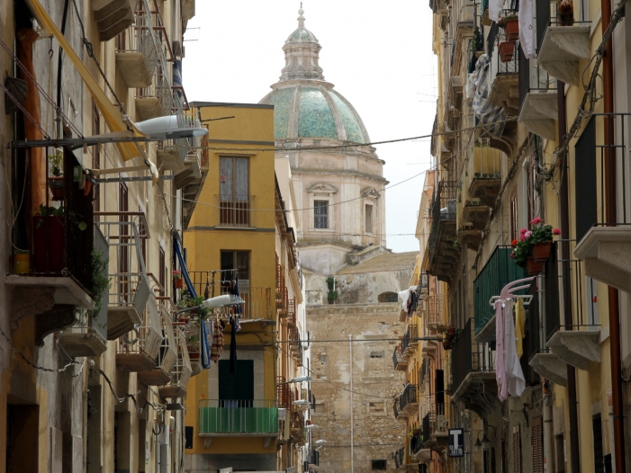 Ex-IWF-Ökonom Cottarelli soll Regierung in Italien bilden Ex-IWF-Ökonom Cottarelli soll Regierung in Italien bilden