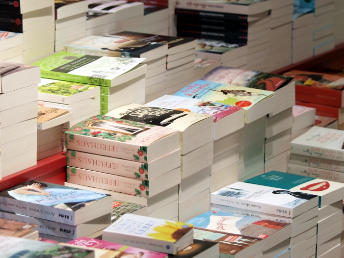 Monopolkommission für Abschaffung der Buchpreisbindung