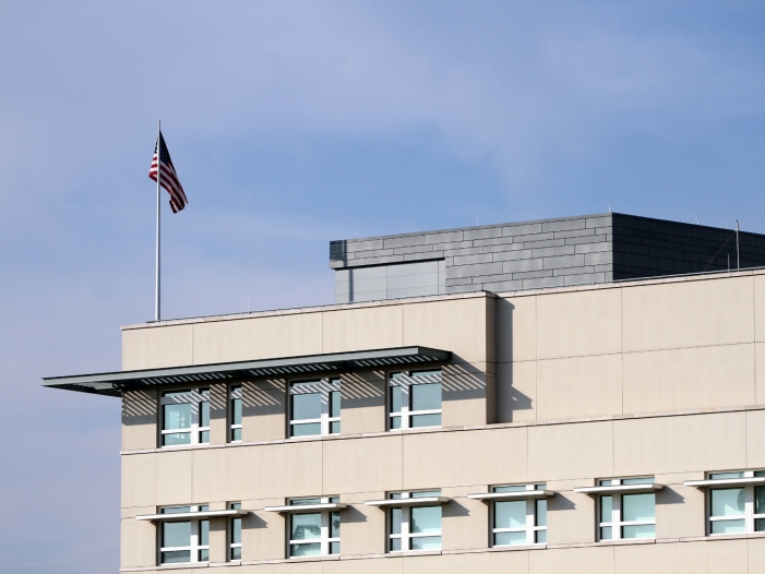 US-Botschafter verstärkt in Iran-Krise Druck auf Verbündete