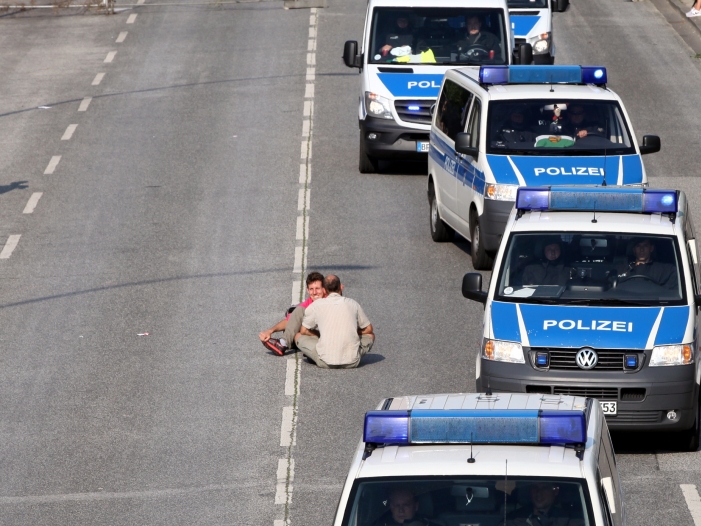 Umfrage: Vertrauen in Rechtsstaat schwindet