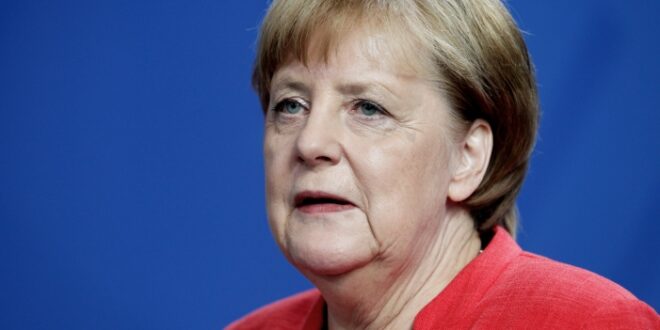 Baerbock Merkel