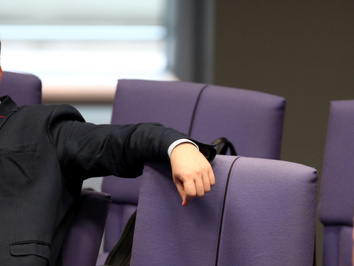 Jeder dritte Bundestagsabgeordnete verdient nebenbei Jeder dritte Bundestagsabgeordnete verdient nebenbei