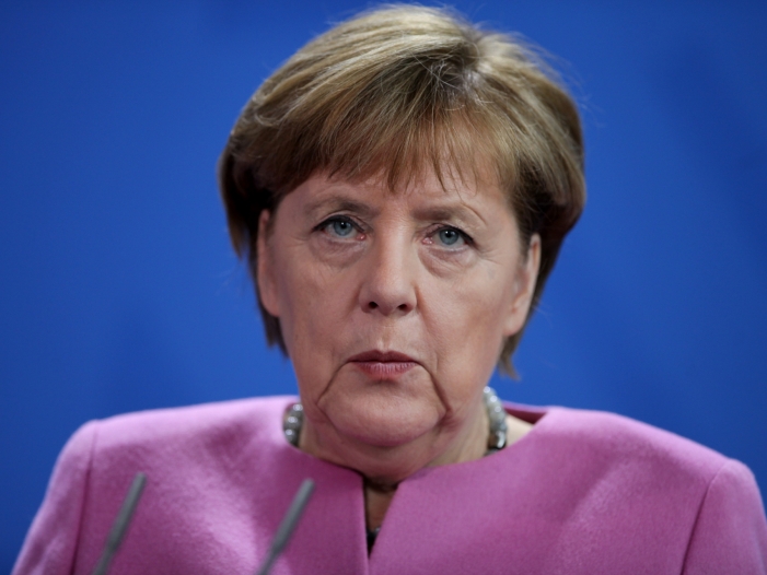Merkel wehrt sich gegen Trump-Angriff Merkel wehrt sich gegen Trump-Angriff