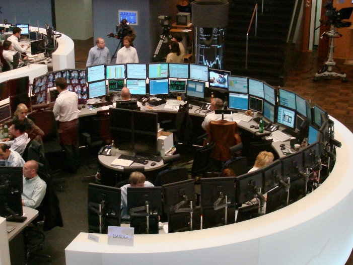 DAX im Plus - Euro stärker