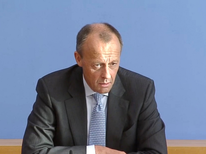 Biedenkopf: Merz sollte Blackrock-Aufsichtsratsposten ruhen lassen