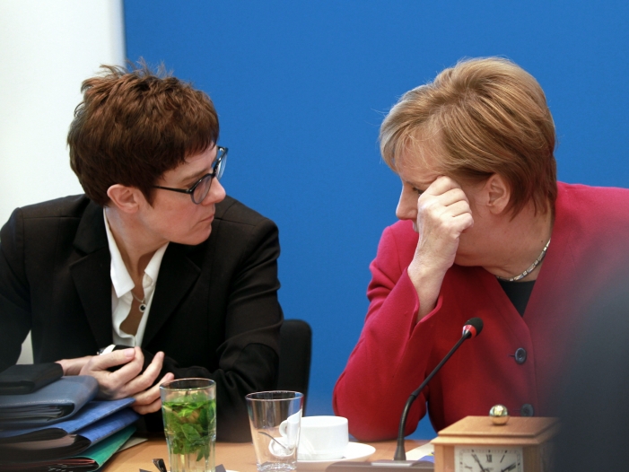 FDP-Vize rechnet im Rennen um CDU-Vorsitz mit Kramp-Karrenbauer