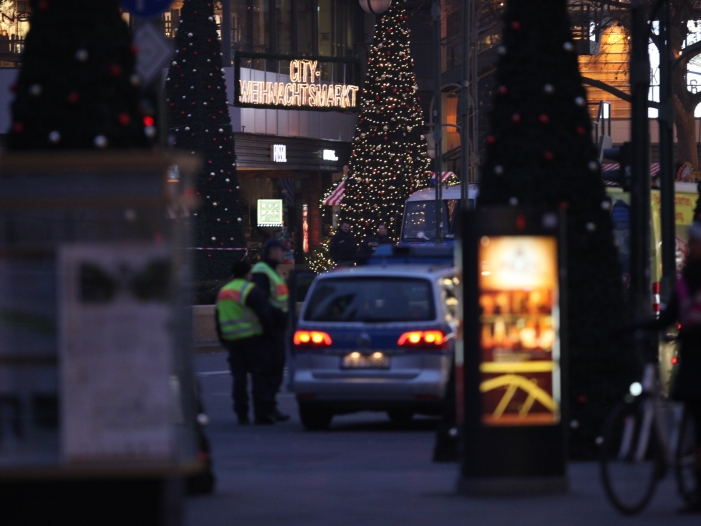 Berliner Polizeipräsidentin: Im Fall Amri ist "alles auf dem Tisch" Berliner Polizeipräsidentin: Im Fall Amri ist "alles auf dem Tisch"