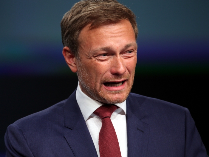 Lindner verlangt anderen Umgang mit AfD