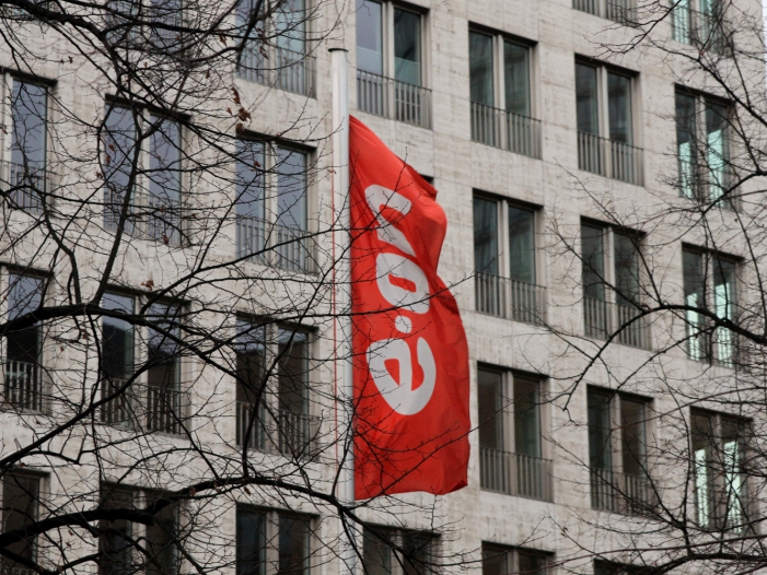 Wettbewerber gehen gegen Milliardendeal von RWE und Eon vor