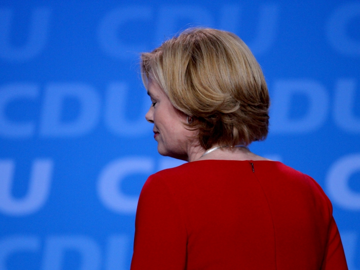 Massentierhaltung: Strafrechtler Bülte kritisiert Klöckner Massentierhaltung: Strafrechtler Bülte kritisiert Klöckner