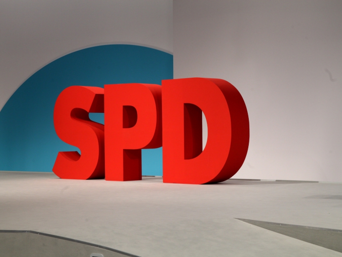 SPD und Grüne gegen Entzug der Grundrechte für Demokratie-Feinde SPD und Grüne gegen Entzug der Grundrechte für Demokratie-Feinde