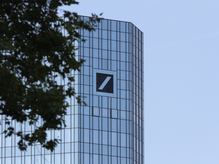 Deutsche Bank macht im zweiten Quartal Milliarden-Verlust