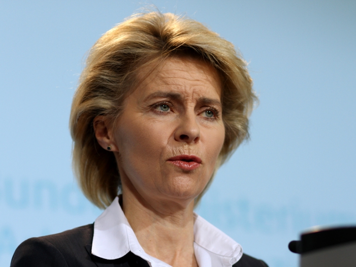 Grüne stellen Verteidigungsministerin schlechtes Zeugnis aus