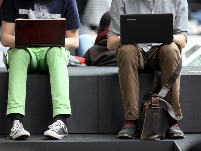 Grünen lehnen "Massenüberwachung" im Kampf gegen Hass im Netz ab