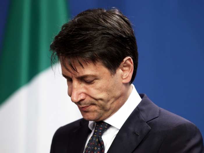 Italiens Ministerpräsident gibt seinen Rücktritt bekannt