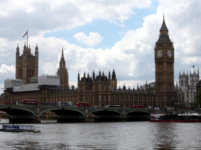 McAllister ruft Londoner Parlament zu Widerstand gegen Johnson auf