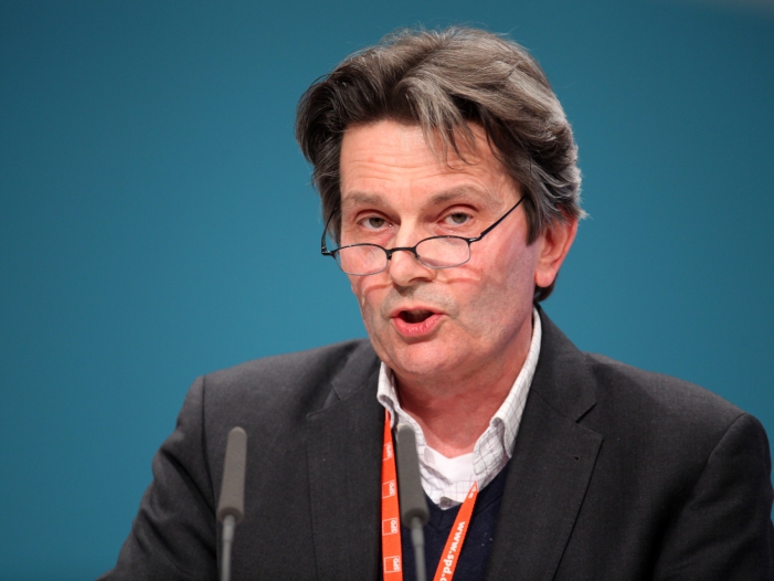 Mützenich will SPD-Fraktionschef bleiben - Lob von Lauterbach