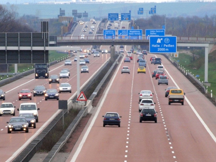 Privater Autobahnbau: Grüne werfen Scheuer Steuerverschwendung vor