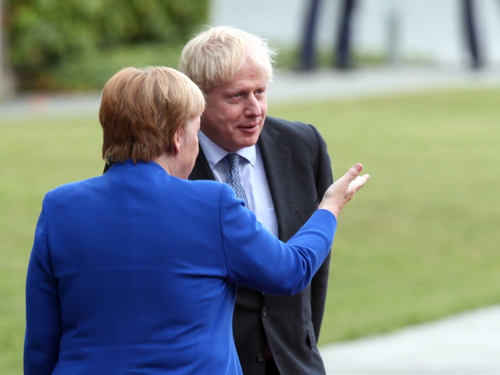 Merkel gratuliert Johnson zu "eindrucksvollem Sieg"